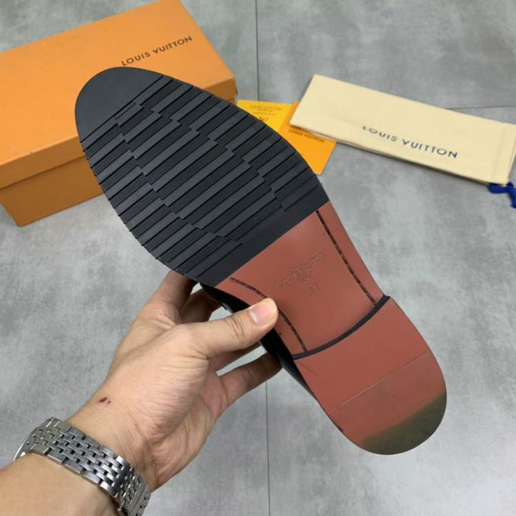 Picture of Louis Vuitton Shoes _SKU22722037SZ38-4413884